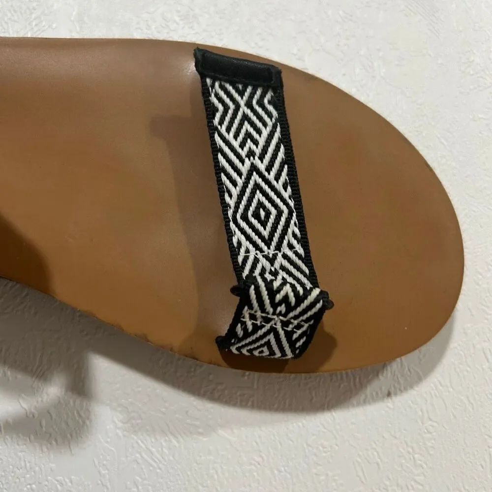 Madewell Black & White Geometric Strap Sandals Size 8.5 Boho Tribal Flat Sandals